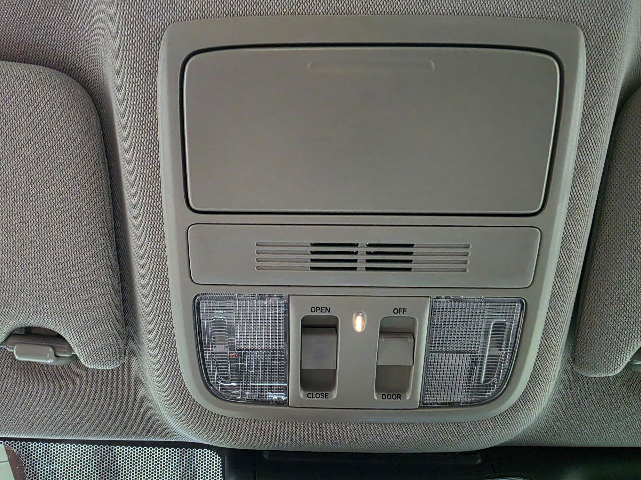 Used 2022 Honda Accord EX-L image 37