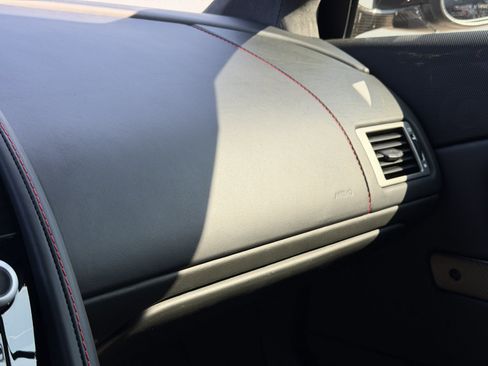 Used 2009 Aston Martin DBS Coupe RWD image 32