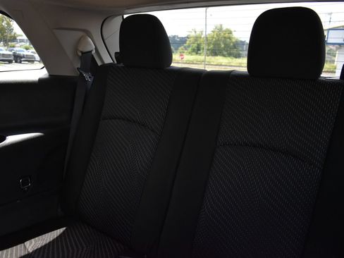 Used 2020 Dodge Journey SE FWD image 14