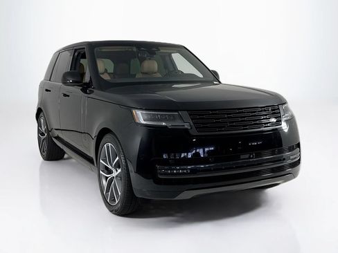 Used 2025 Land Rover Range Rover SE AWD/4WD image 7