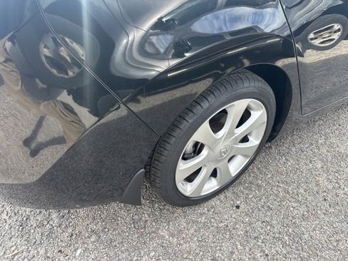 Used 2013 Hyundai Elantra Limited w/ Technology Pkg image 6