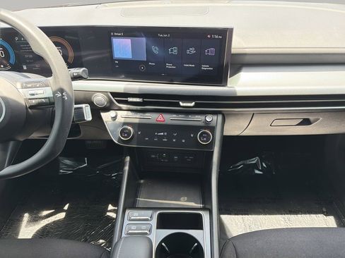 Used 2025 Hyundai Sonata SEL FWD image 14