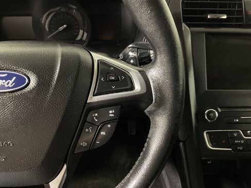 Used 2018 Ford Fusion SE w/ Equipment Group 201A FWD image 28