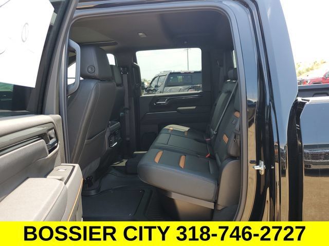 New 2025 GMC Sierra 2500 AT4 w/ AT4 Premium Plus Package AWD/4WD image 9