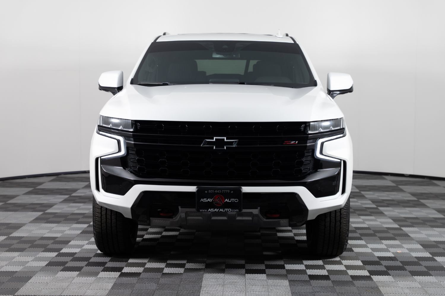 Used 2023 Chevrolet Tahoe Z71 w/ Luxury Package AWD/4WD image 12