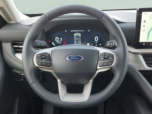 New 2026 Ford Explorer Active w/ Active Comfort Package image 21