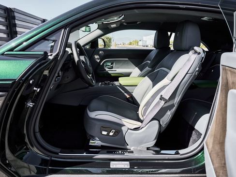 Used 2024 Rolls-Royce Spectre w/ Spectre Launch Package AWD/4WD image 36