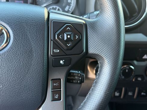 Used 2019 Toyota Tacoma TRD Pro AWD/4WD image 17