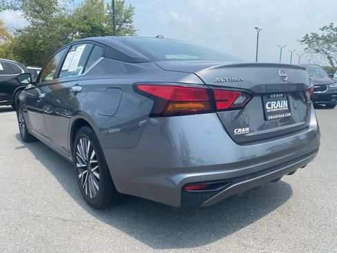 Used 2024 Nissan Altima 2.5 SV FWD image 5