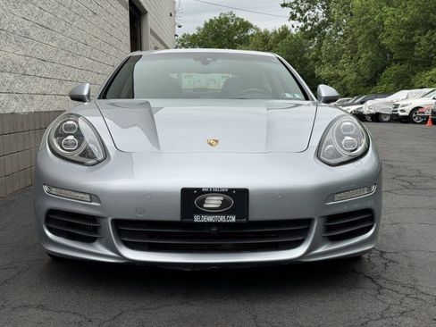 Used 2014 Porsche Panamera S RWD image 11