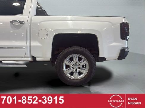 Used 2018 Chevrolet Silverado 1500 LTZ image 22
