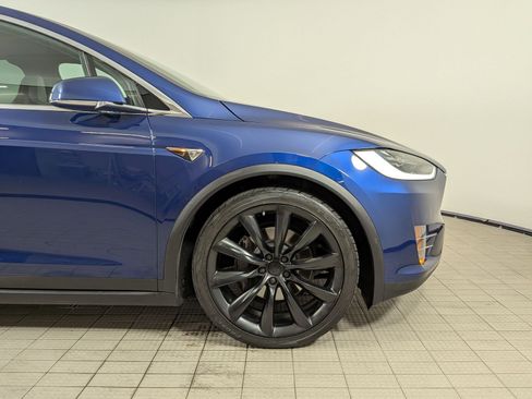 Used 2018 Tesla Model X 75D AWD/4WD image 11