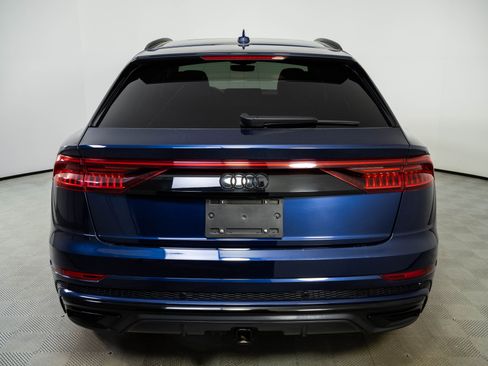 Used 2020 Audi Q8 Prestige AWD/4WD image 29