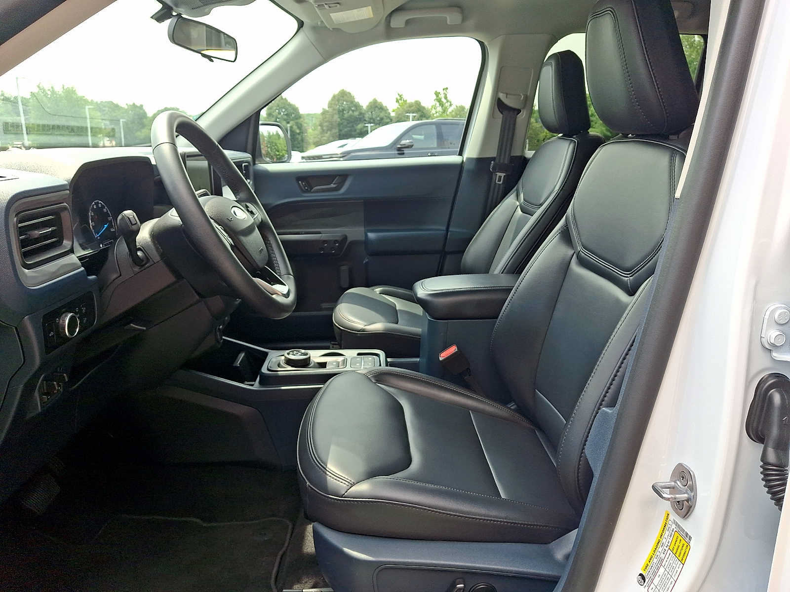 Used 2024 Ford Maverick Lariat w/ Black Appearance Package AWD/4WD image 14