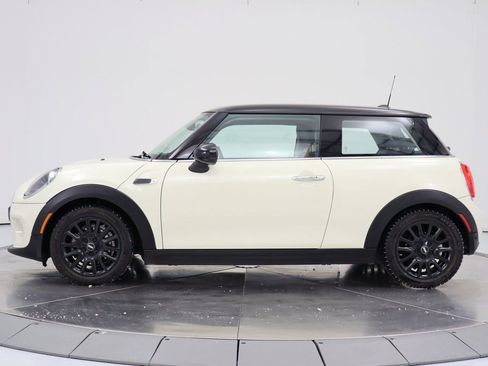 Used 2019 MINI Cooper 2-Door Hardtop image 2