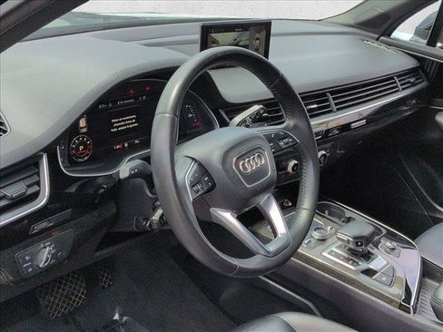 Used 2019 Audi Q7 3.0T Premium Plus w/ Premium Plus Package AWD/4WD image 10