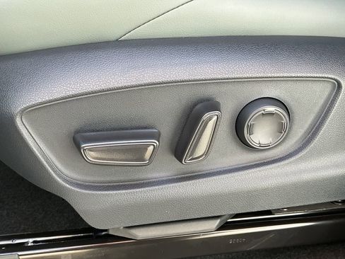 New 2025 Toyota Tacoma Trailhunter image 7