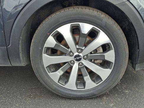 Used 2022 Kia Telluride S image 8