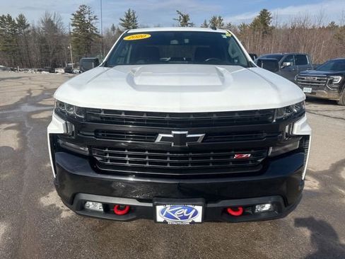 Used 2020 Chevrolet Silverado 1500 LT Trail Boss w/ Convenience Package image 2
