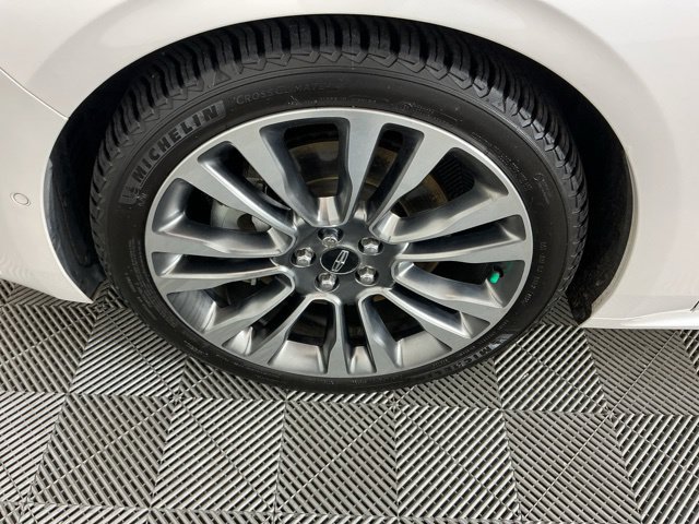 Used 2017 Lincoln Continental Reserve w/ Luxury Package AWD/4WD image 34