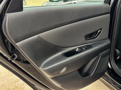 Used 2025 Hyundai Elantra Sport w/ Cargo Package FWD image 33