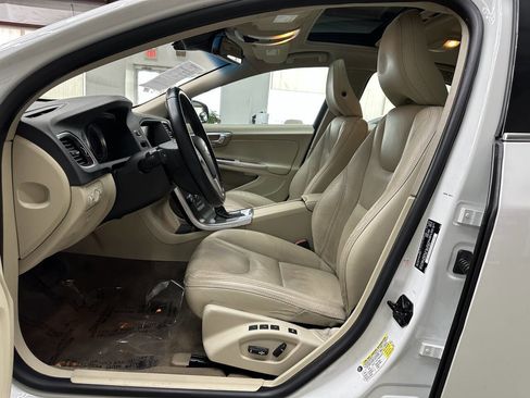 Used 2013 Volvo S60 T5 Premier image 11