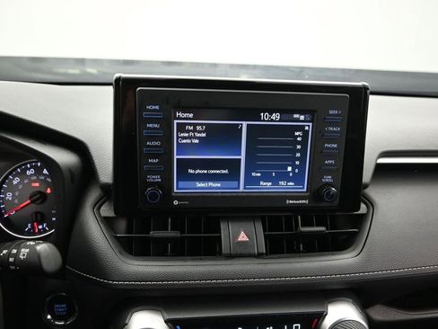 Used 2022 Toyota RAV4 XLE FWD image 13