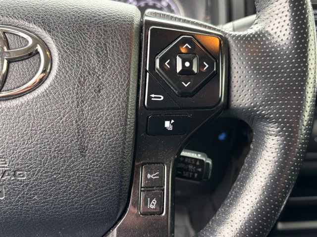 Used 2023 Toyota 4Runner TRD Off-Road Premium w/ Off Road Premium Plus Package AWD/4WD image 15