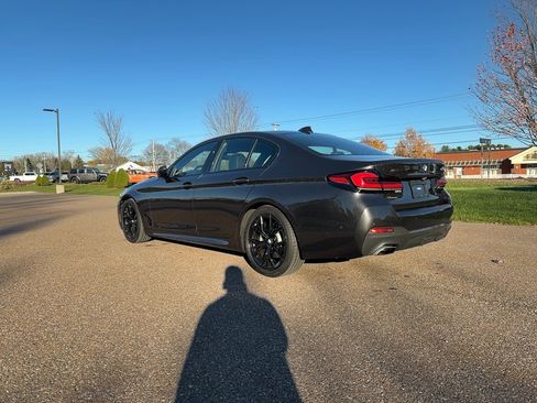 Certified 2023 BMW 530i xDrive w/ M Sport Package image 7