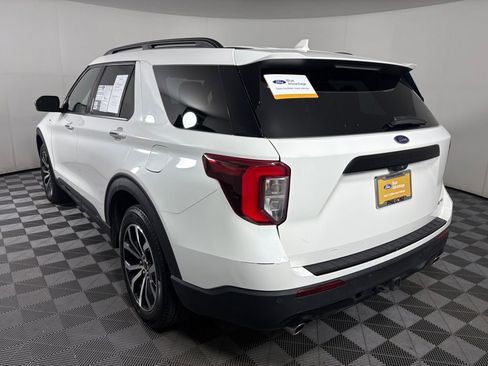 Used 2023 Ford Explorer ST-Line w/ Class IV Trailer Tow Package AWD/4WD image 5