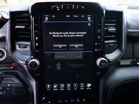 Used 2020 RAM 2500 Limited image 27