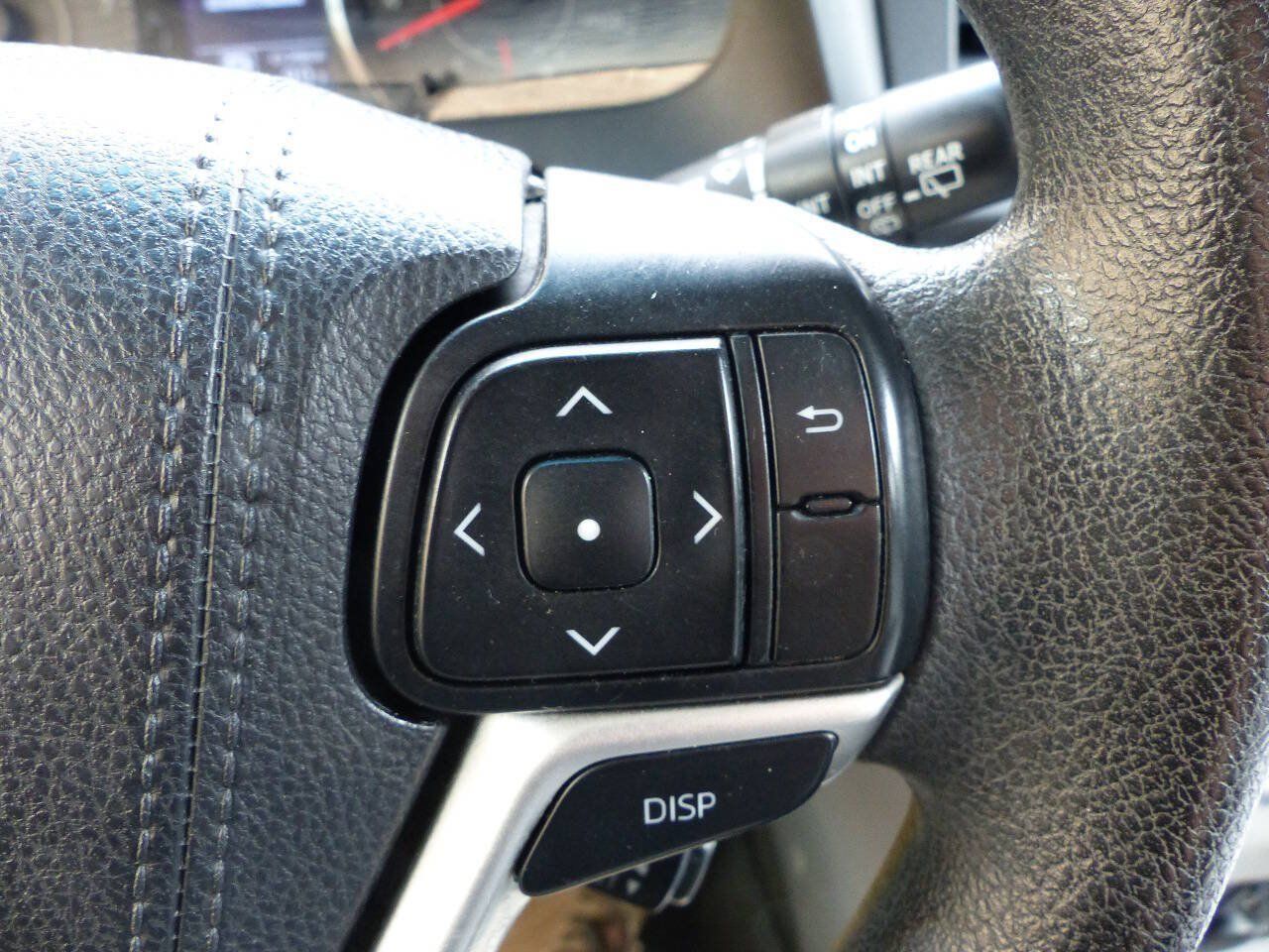 Used 2017 Toyota Sienna LE FWD image 58