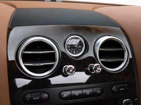 Used 2009 Bentley Flying Spur Flying Spur Speed AWD/4WD image 32