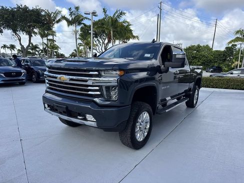 Used 2020 Chevrolet Silverado 3500 High Country w/ Z71 Off-Road Package AWD/4WD image 9