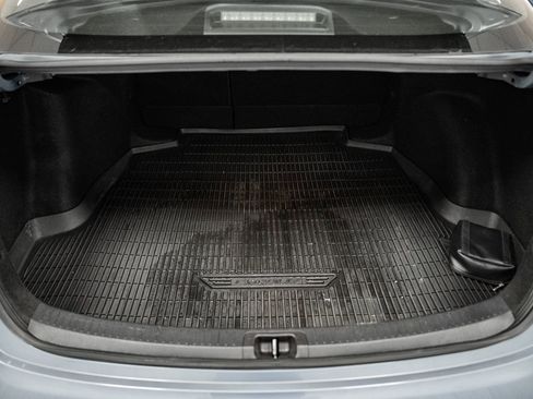 Used 2022 Toyota Corolla LE image 10