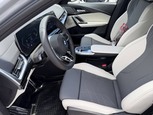 New 2026 BMW X2 xDrive28i w/ Technology Package AWD/4WD image 22