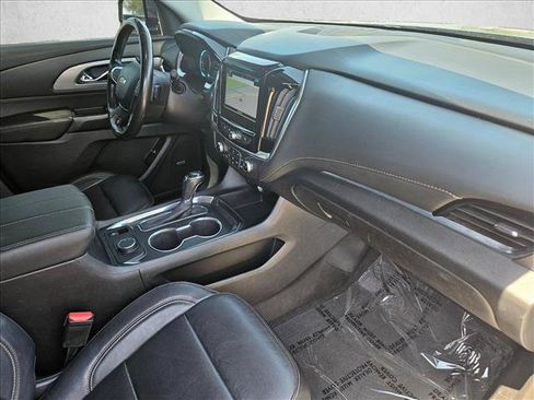 Used 2019 Chevrolet Traverse RS FWD image 23