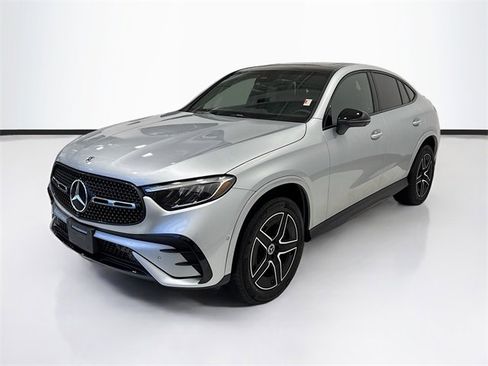 Certified 2025 Mercedes-Benz GLC 300 4MATIC image 1
