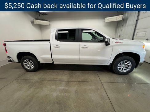 New 2026 Chevrolet Silverado 1500 LT image 2