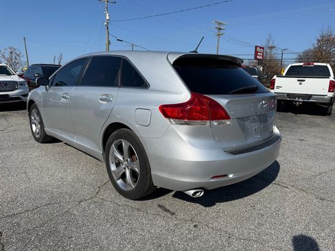 Used 2009 Toyota Venza AWD image 5
