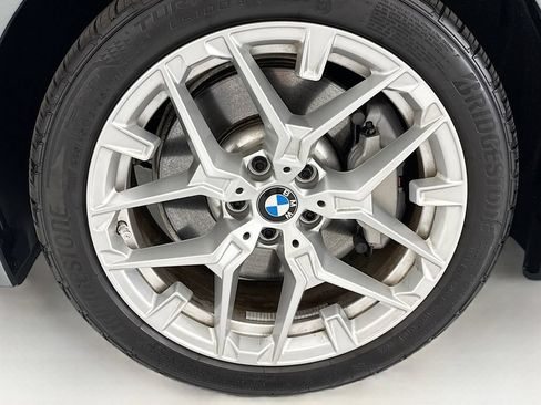 Used 2025 BMW 330i xDrive Sedan w/ M Sport Package AWD/4WD image 29