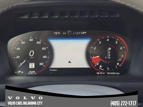 Certified 2022 Volvo XC90 T5 Momentum w/ Protection Package Premier image 15