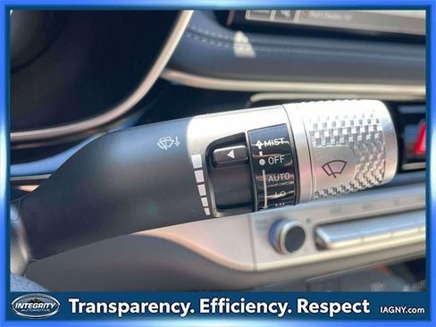 Used 2025 Genesis G70 2.5T w/ Sport Prestige Package image 25