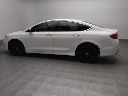Used 2015 Chrysler 200 Limited w/ Convenience Group image 3