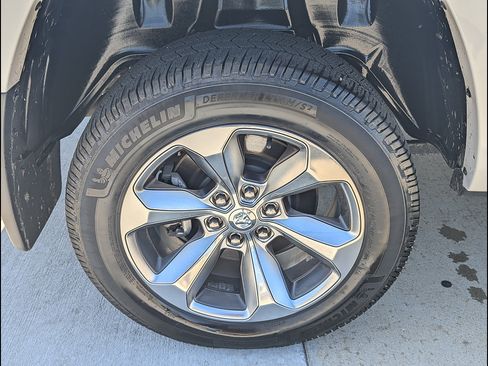 Used 2022 RAM 1500 Limited AWD/4WD image 20