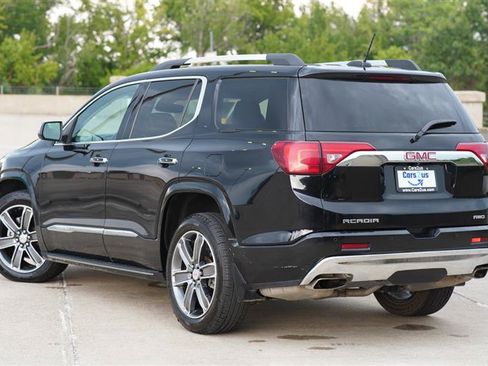 Used 2017 GMC Acadia Denali AWD/4WD image 2