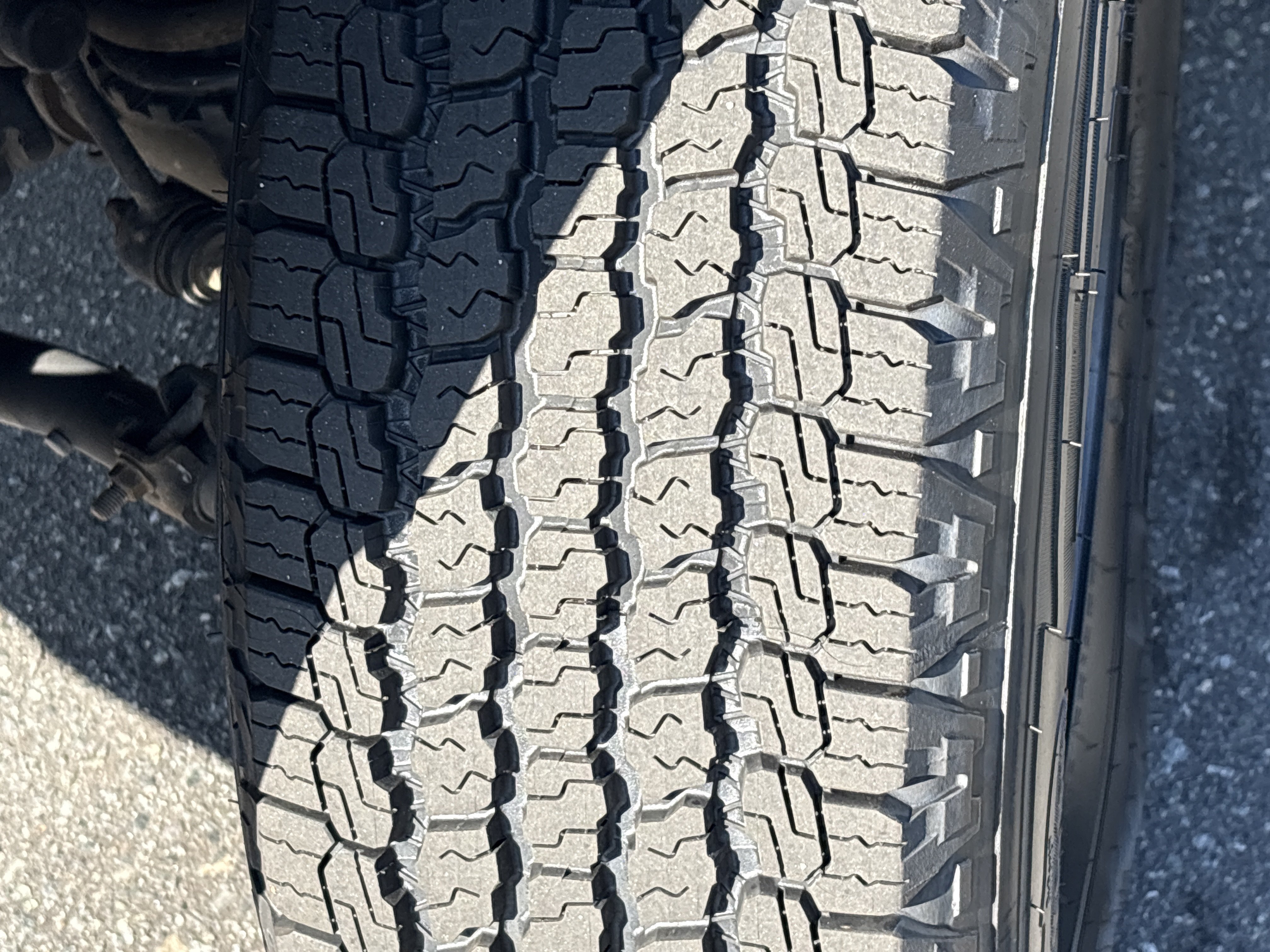 Used 2018 Jeep Wrangler Unlimited Sport AWD/4WD image 13