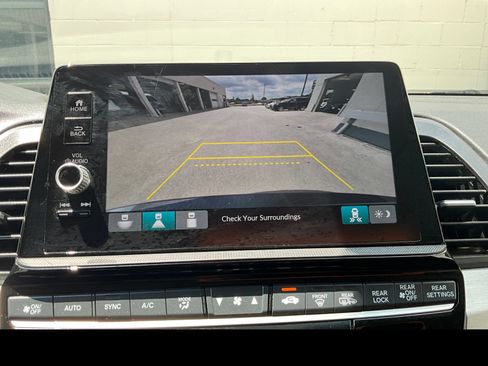 Used 2025 Honda Odyssey EX-L image 6
