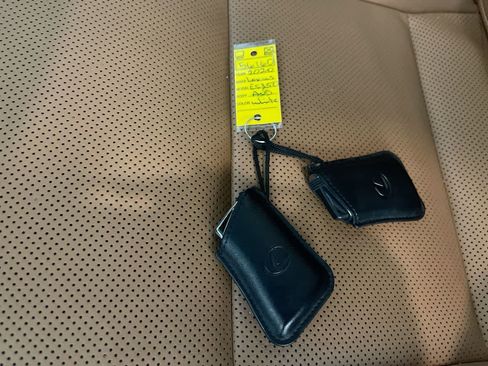 Used 2020 Lexus ES 350 w/ Premium Package image 27