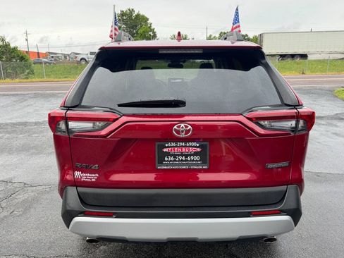 Used 2019 Toyota RAV4 Adventure w/ Cold Weather Package AWD/4WD image 7